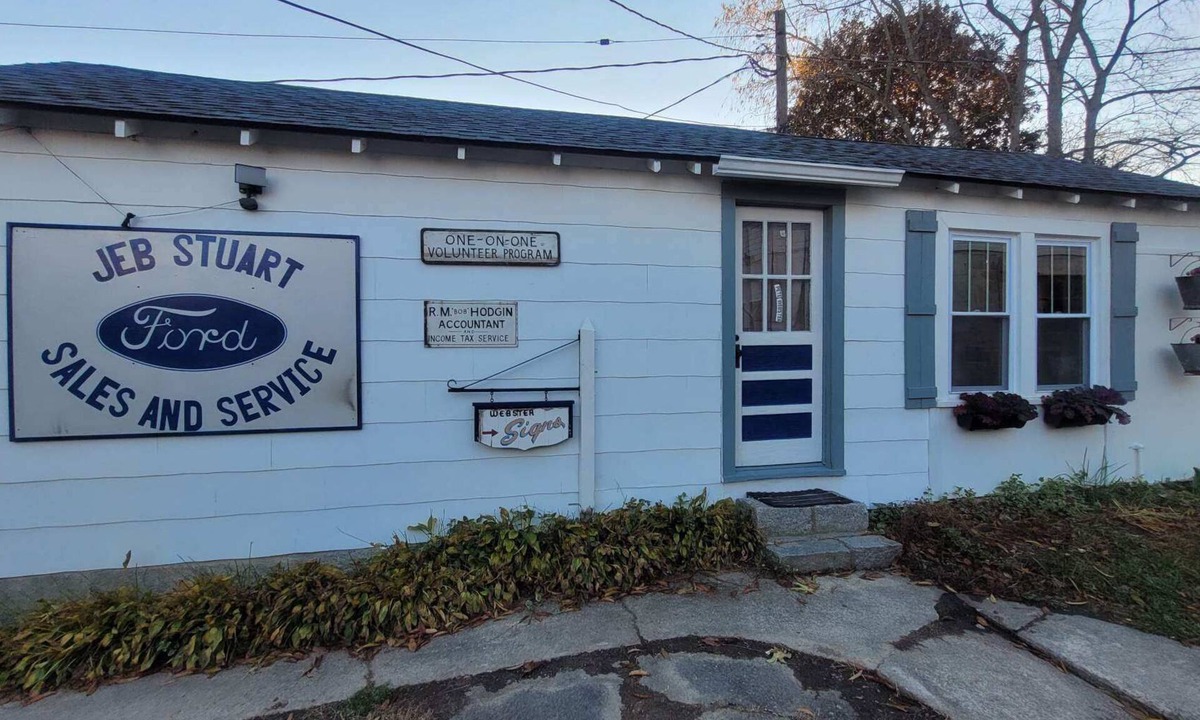 Mount Airy House | 1-bd Bungalow/Free Parking/nice space for 2