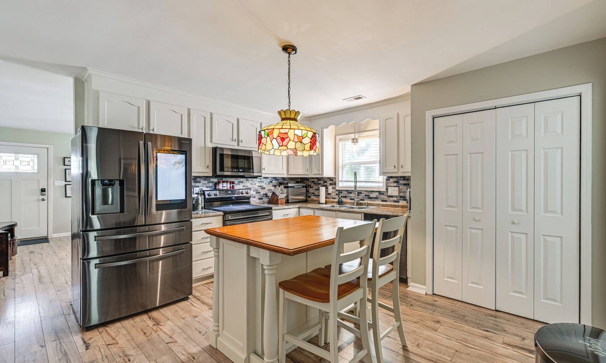 Belmont Historic District Cottage | < 1 Mi to River & Downtown Belmont: Cozy Cottage