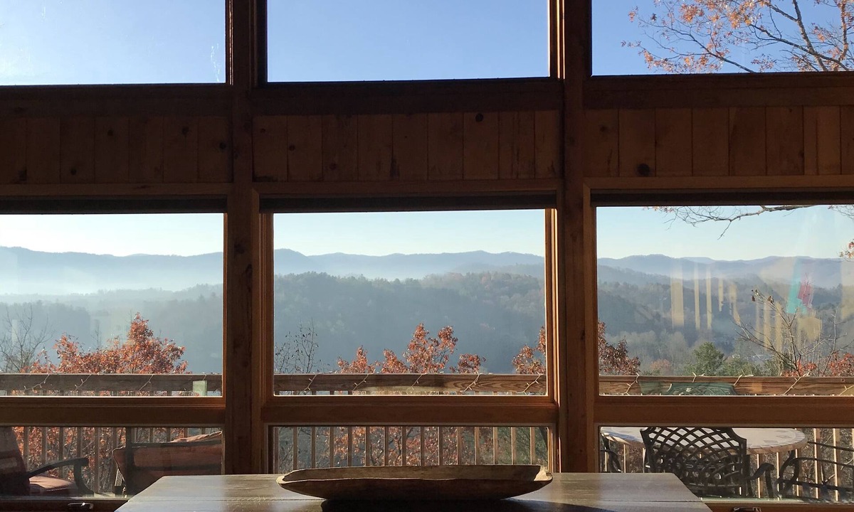 Brevard Cabin | 180° Epic View Cabin, 10 Min to Brevard & Pisgah
