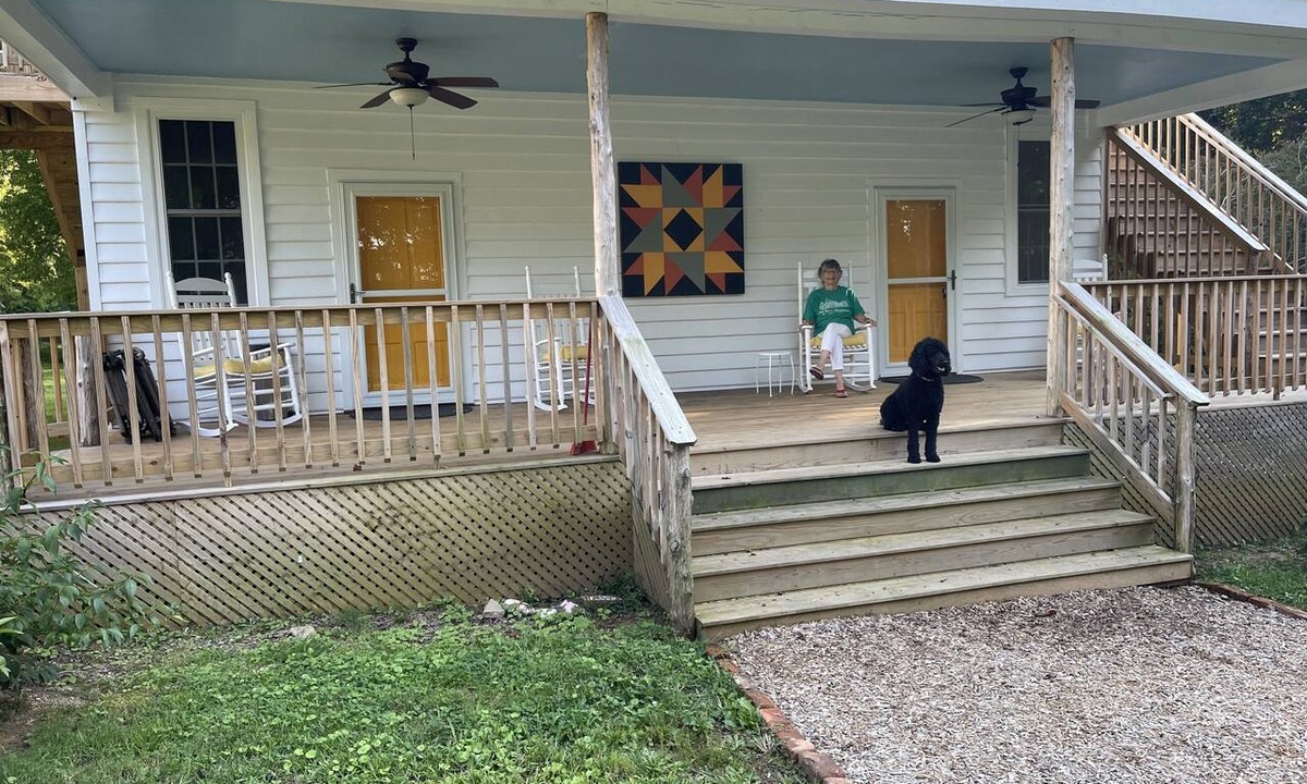 Alton Cottage | 1850 Cottage Two bedroom handicapped accessible, dog friendly