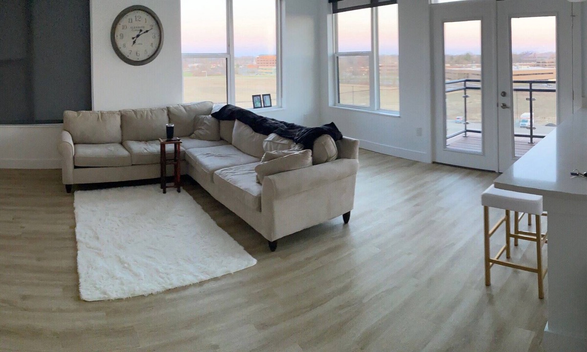 Blue Ash Apartment | 2 bed 2 bath at Summit Park!
