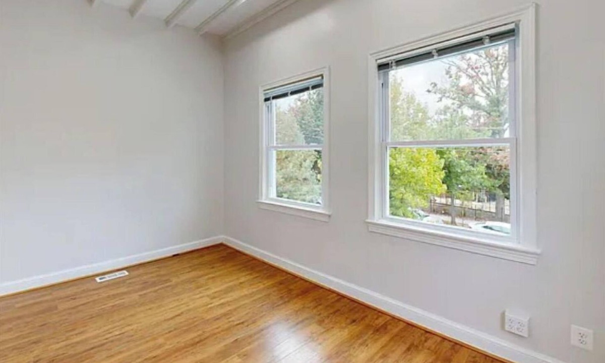 Brightwood Park House | 2 bedroom 2 bath Townhouse