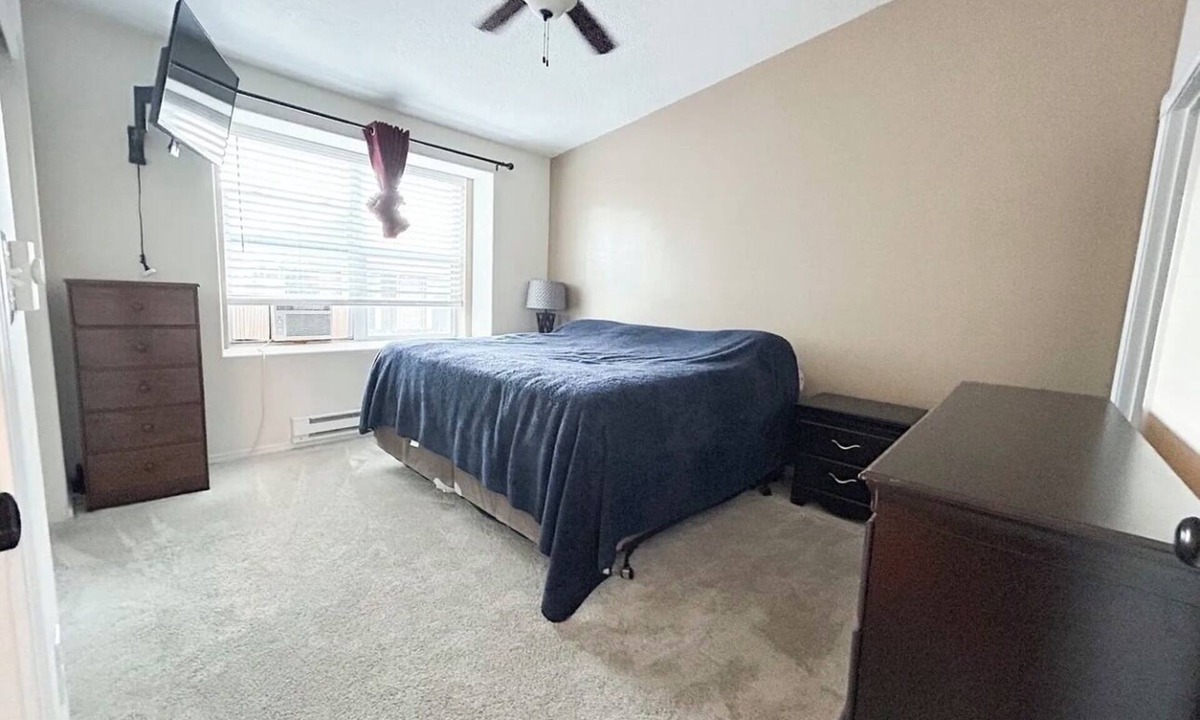 Gresham Condo | 2-bedroom condo in welcoming Gresham with fitness room access