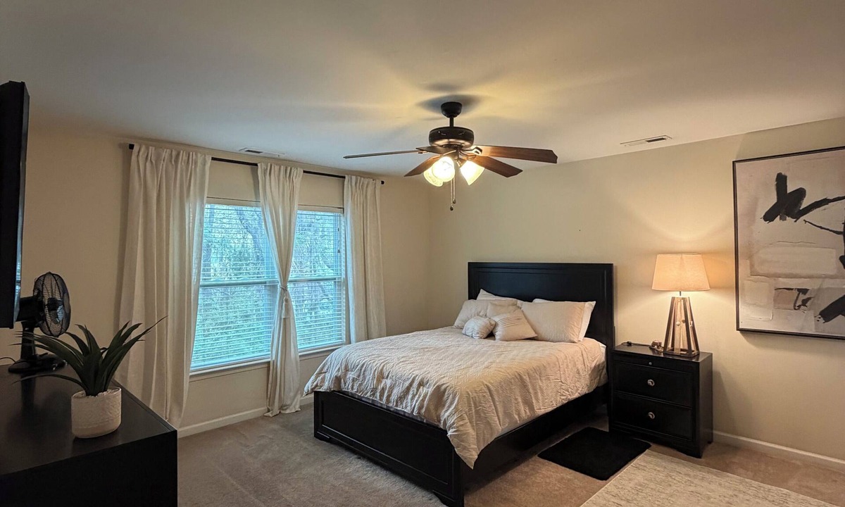 Silver Lake Condo | 2-bedroom condo - peaceful wooded patio, close to beach, shopping & restaurants