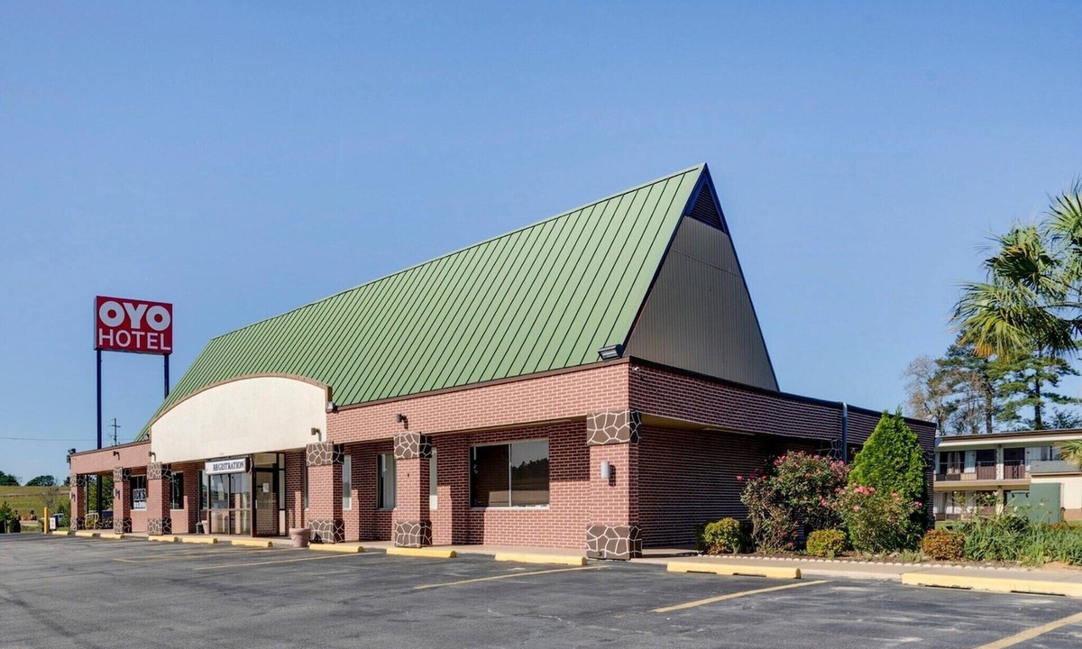 Cape Fear Apartment | 2 Full Bed|Smk|Wade NC