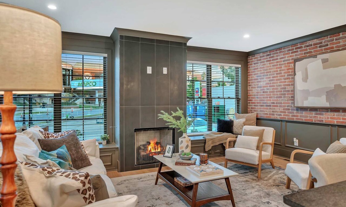 Hillsboro Village Condo | 2 Luxe Townhomes + Rooftop Views Walk Score 79