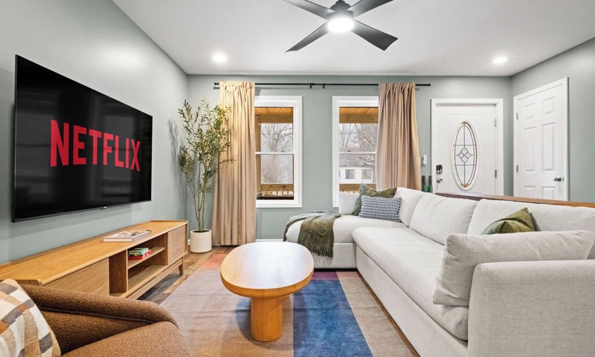 Edmond House | 2 min EndlessWall Trail - GameRm - Sauna - 5 min NRG -Hot Tub - Family friendly