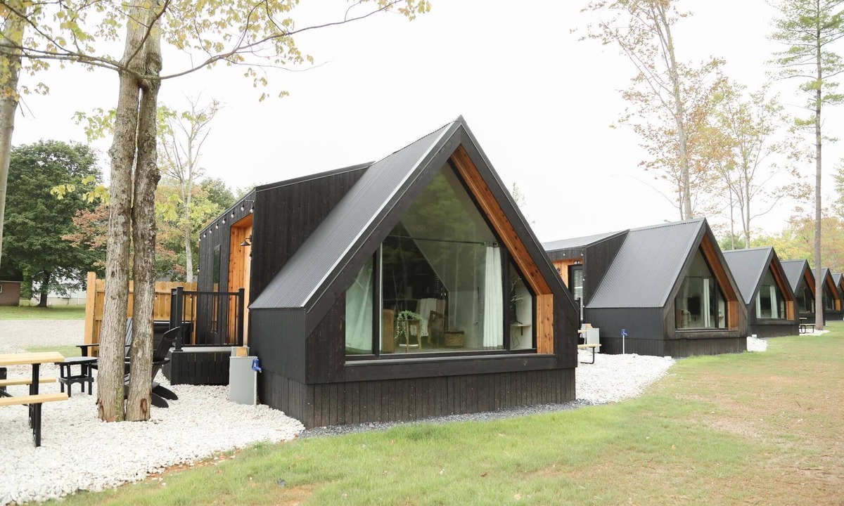 Milroy Cabin | 26 Modern Tiny Home w/Hot Tub! - Modern Tiny Home w/Hot Tub!