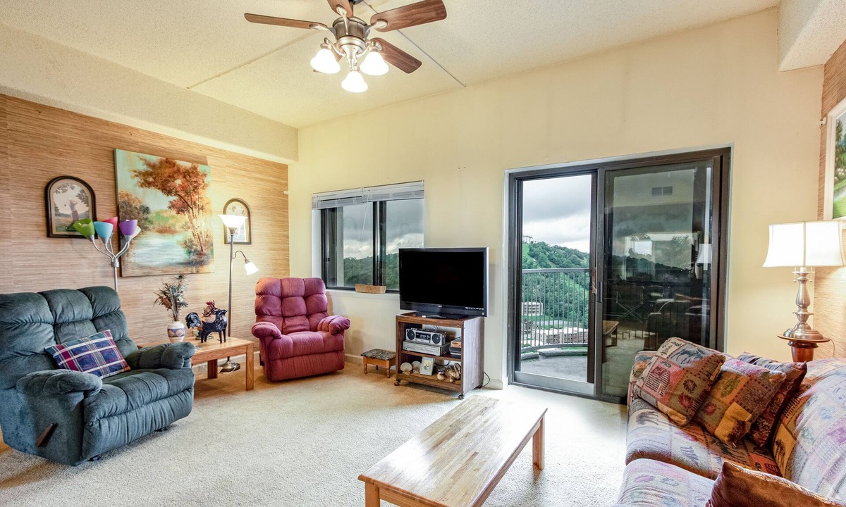 Seven Devils Condo | 2B Condo w/Panoramic Slope-Side Views