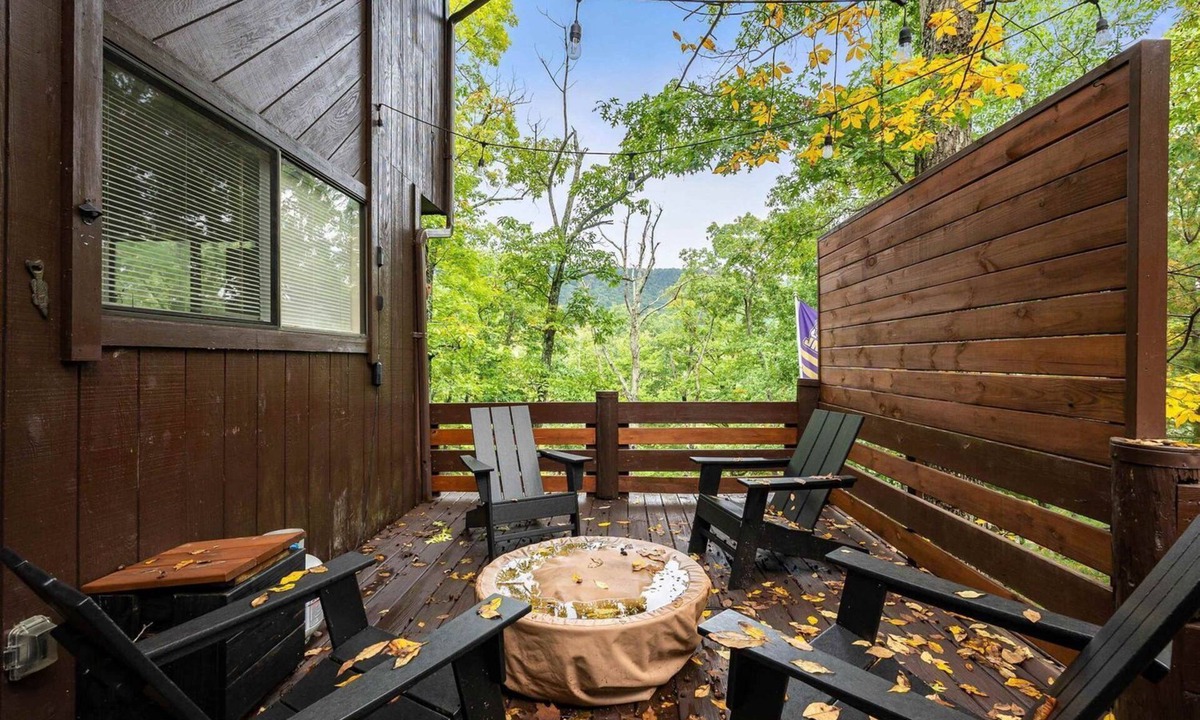 McGaheysville Ski Chalet | 3-bedroom chalet next to the slopes of Massanutten!