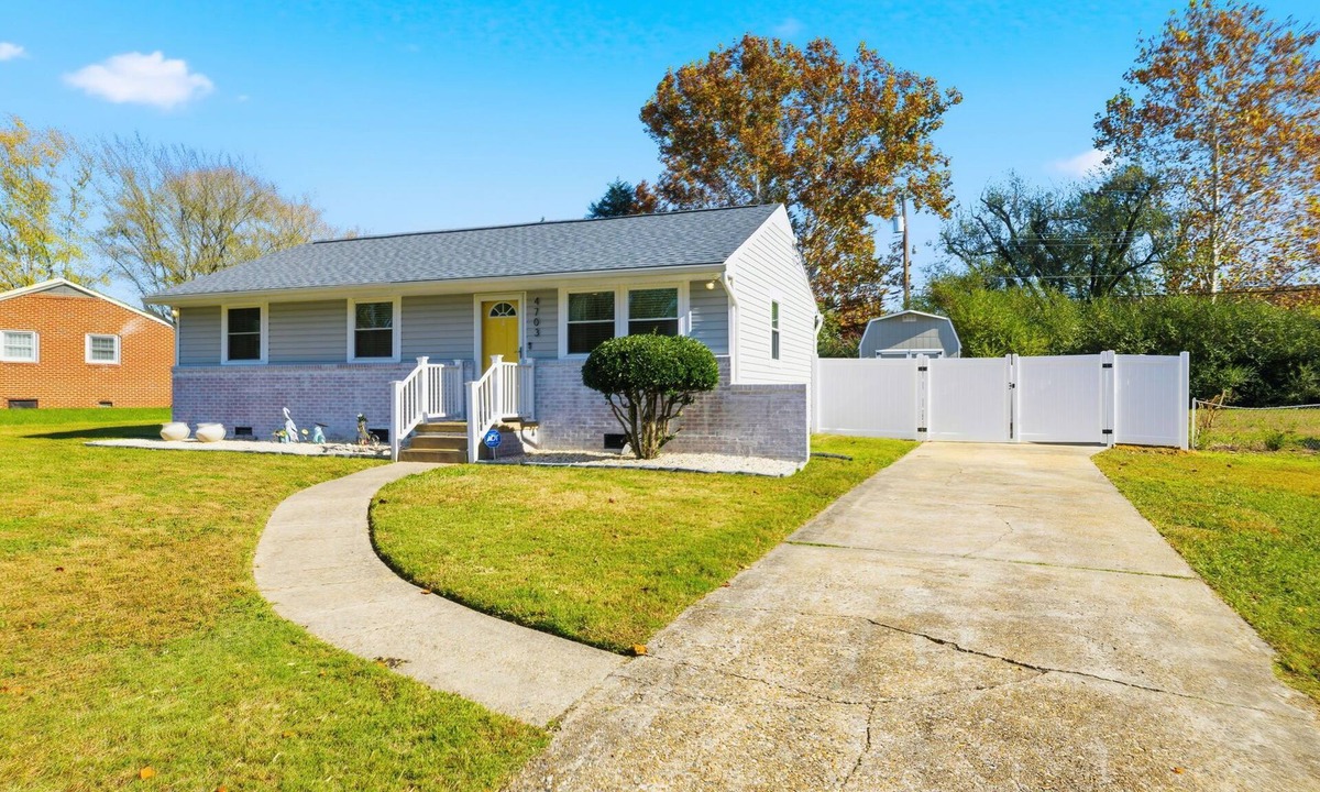 Mosby House | 3-bedroom Family Home Near Airport & Downtown