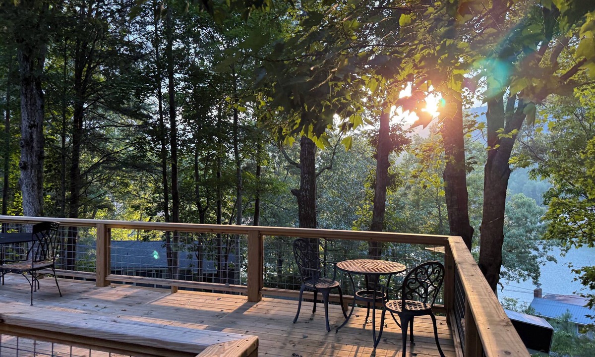 Lake Lure House | 3-bedroom house in beautiful Lake Lure with lake view!