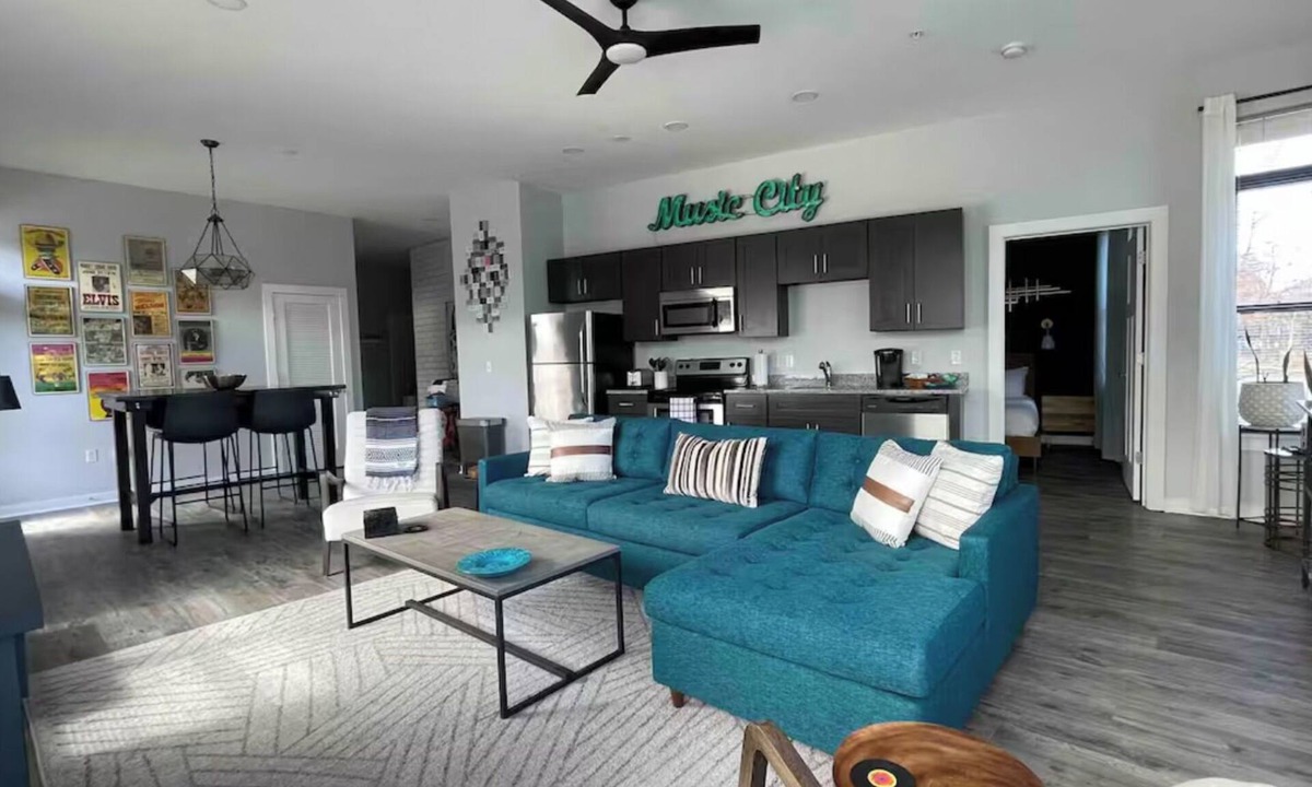 Hillsboro Village Condo | 3 Beds 2BR/2BA Walk to Belmont/Vandy Parking