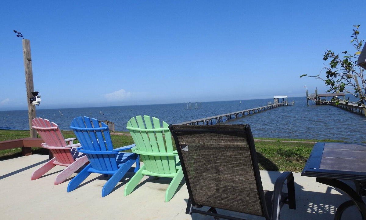 Theodore House | 4 BR 2 1/2 BA Home located on Mobile Bay, AL 36523