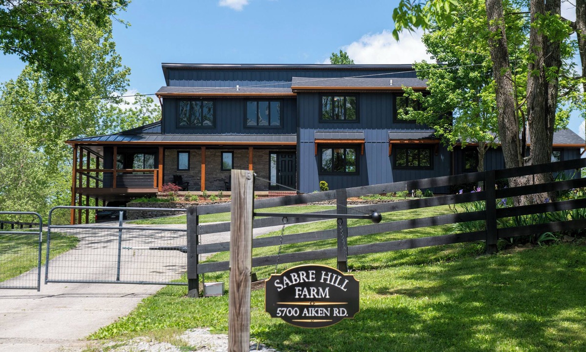Simpsonville House | 4Br Farm w Private Heated Pool on 25 acres ~ Bourbon Trail, Horses, Mini goats