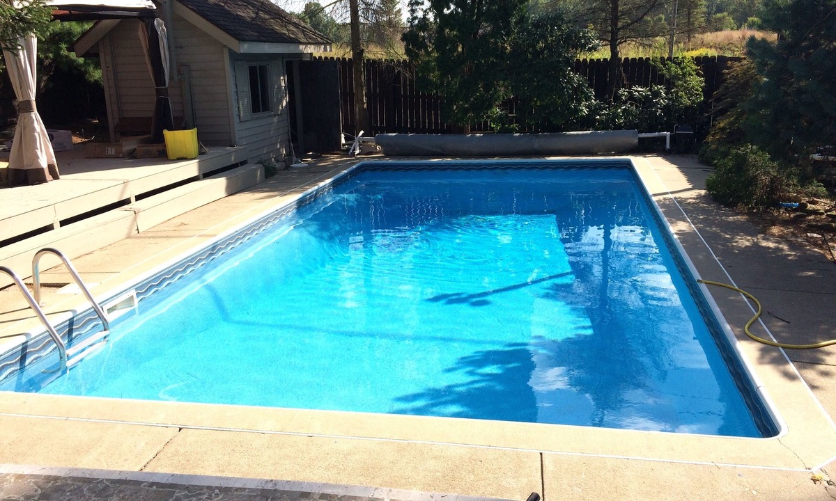 Bloomington House | 5-Bedroom Home with Pool, Decks, Basketball Court & Sauna