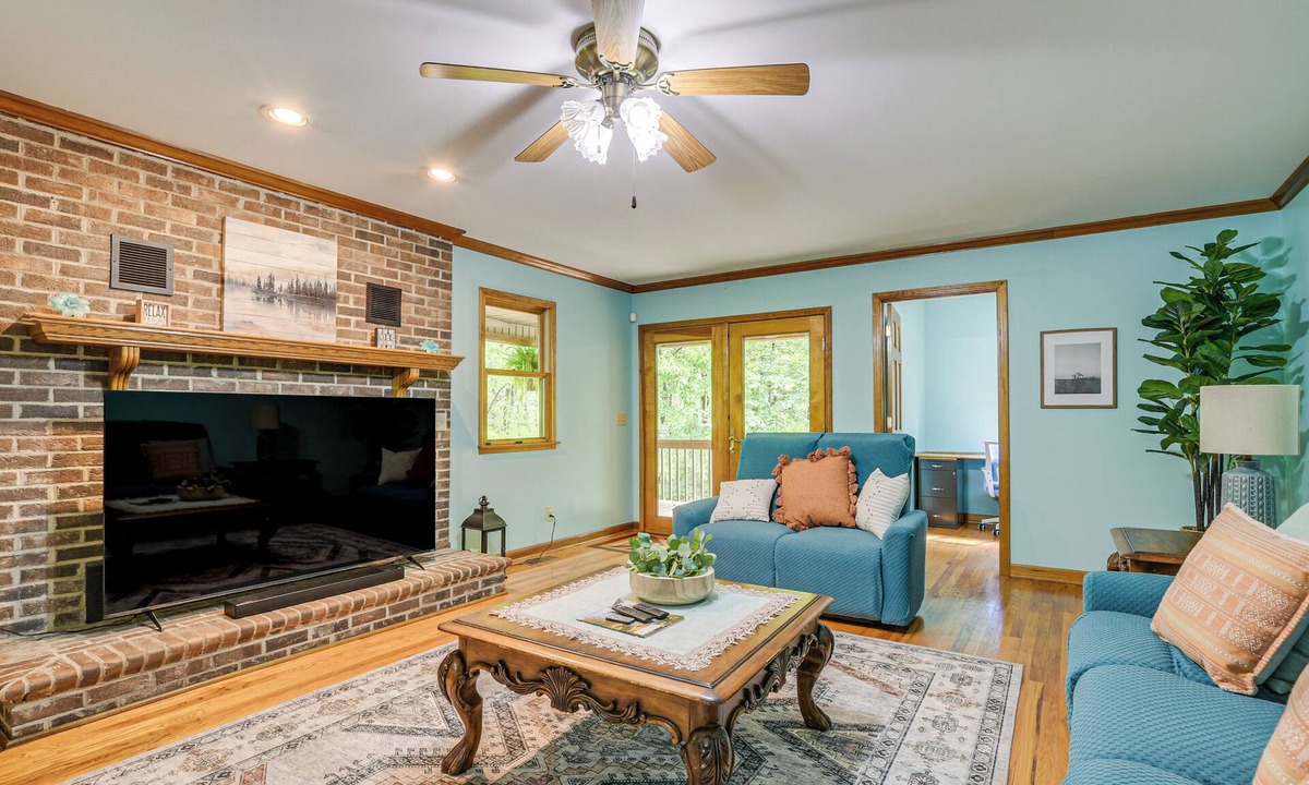 Tigerville House | 5 Mi to Lake Robinson: WFH-Friendly Home w/Pool