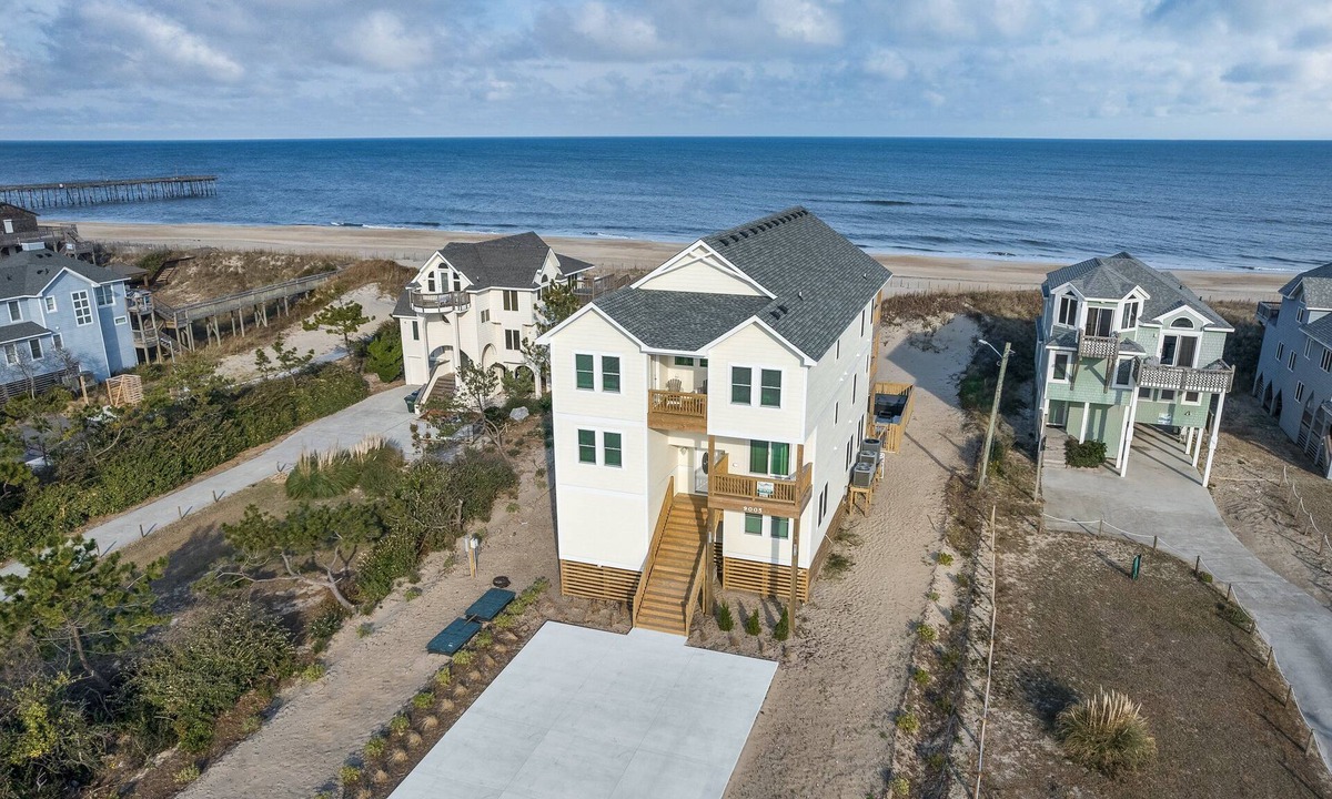 South Nags Head House | 5814- Perfect Vacation, Oceanfront 9BR Luxury: Pool, Theater & Arcade