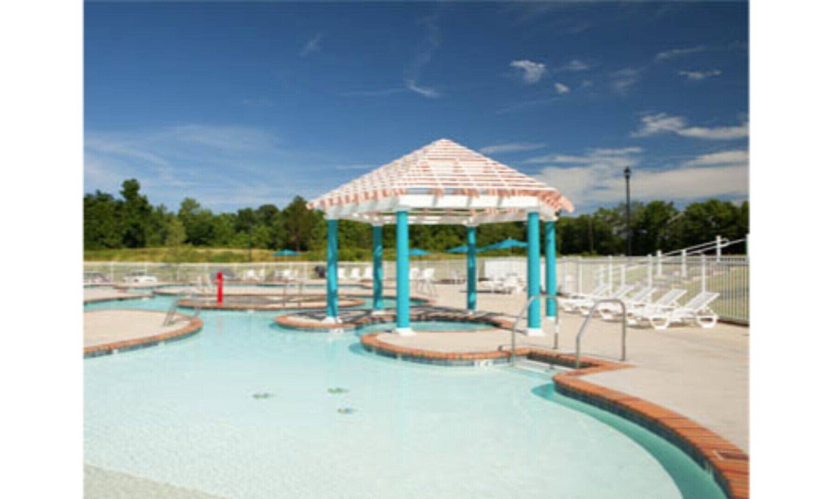 Lackey Resort | A fun-filled Christmas vacation is waiting for you, Parkside Williamsburg Resort