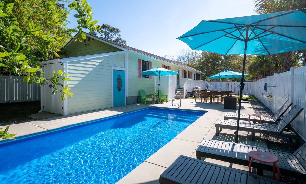 Tranquil Harbour House | A Last Resort