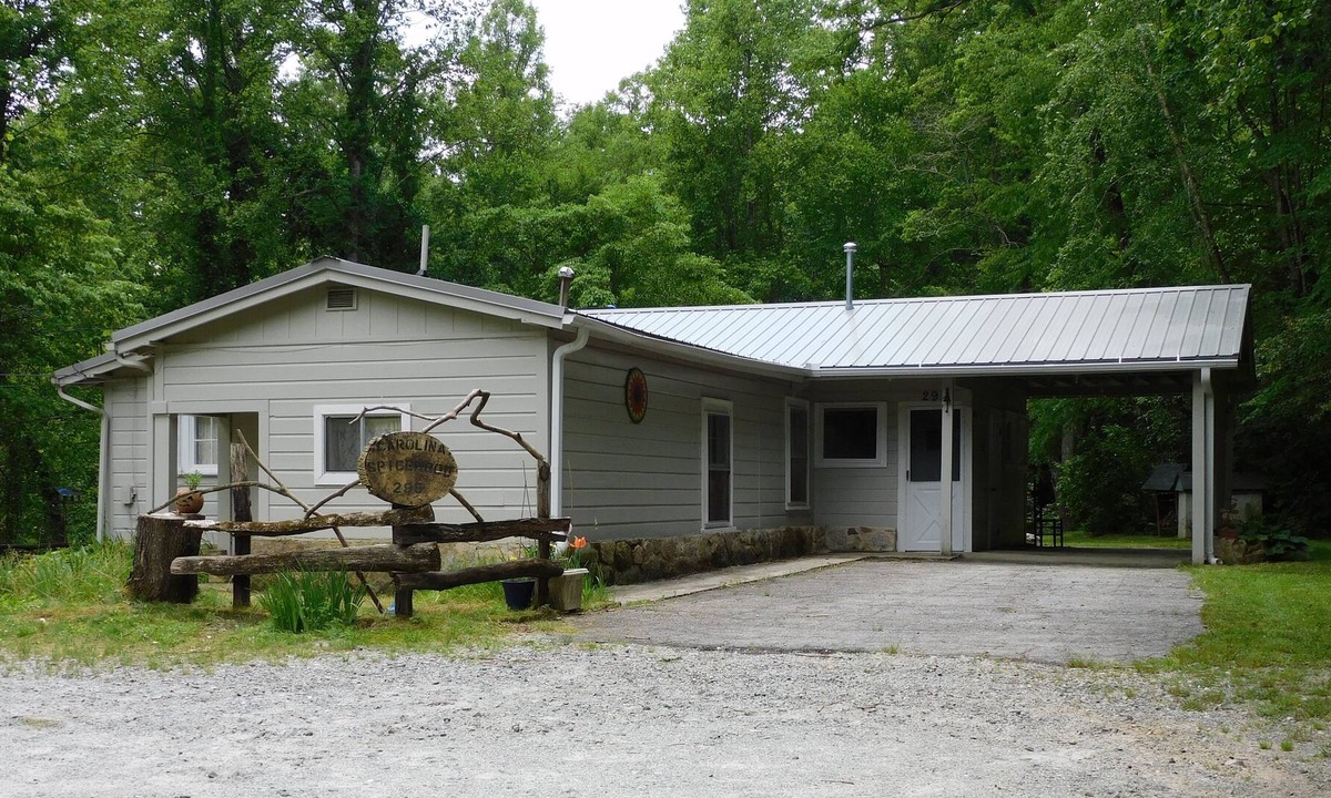 Pisgah Forest Cabin | A Restful Retreat In The Mountains Of Western North Carolina