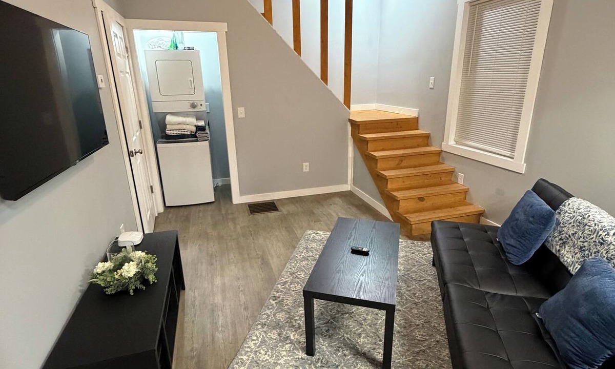 Vincennes Apartment | ACE STAYS: Modern 1 BR apartment in Vincennes