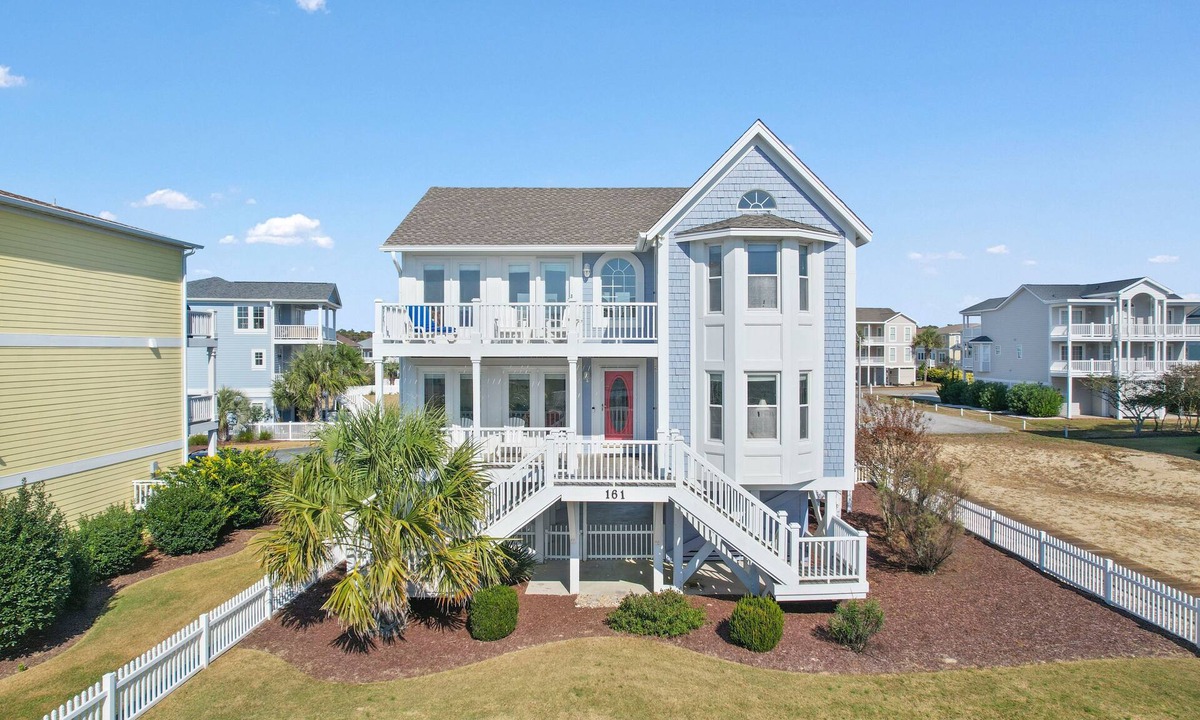 Holden Beach House | "Almost Heaven" Is a 4 Bedroom, 3 Bathroom Home with a Community Pool!