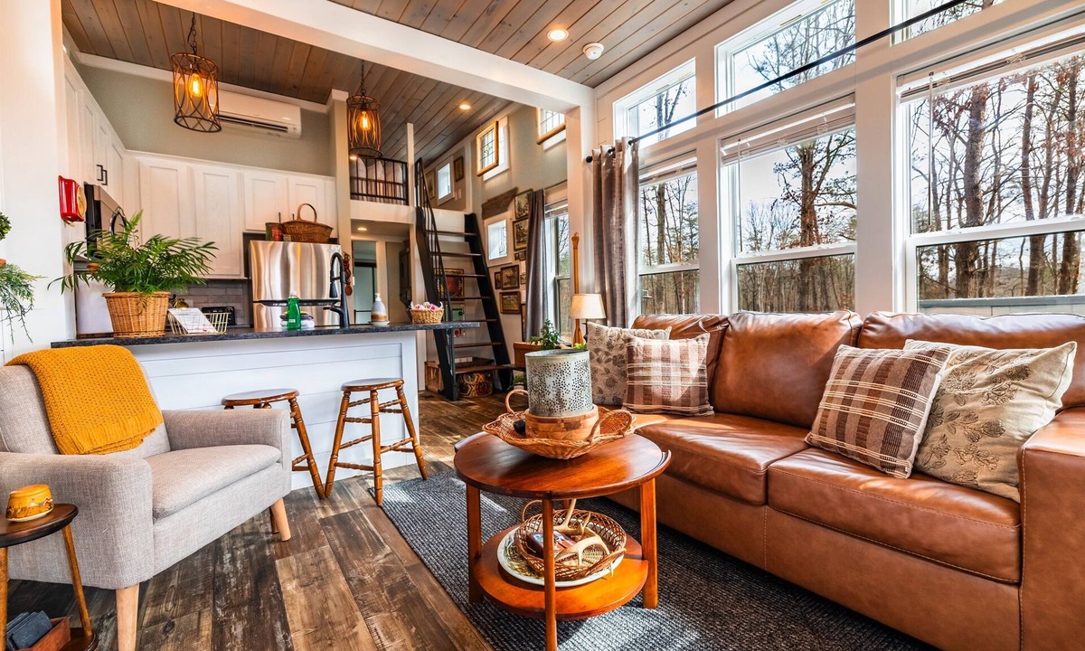 Manchester Cabin | Among the Laurels at The Retreat at Deer Lick