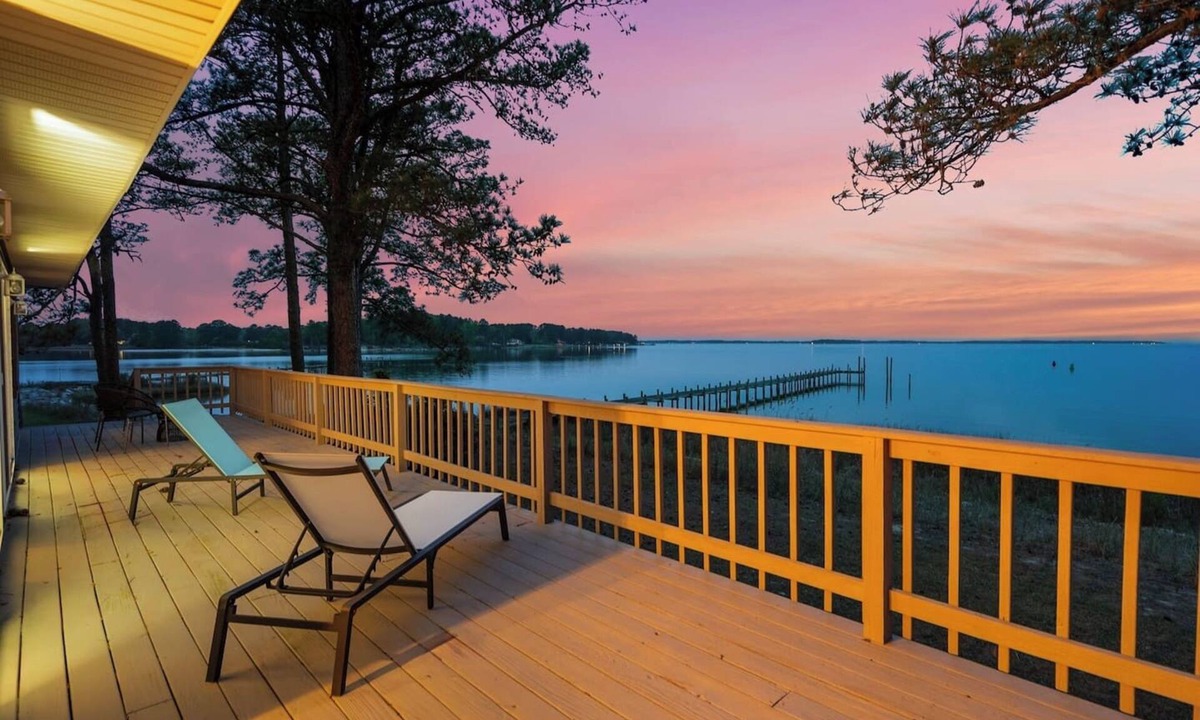 Hallieford House | Bayfront Escape, Private Dock, Large Deck, and Views!