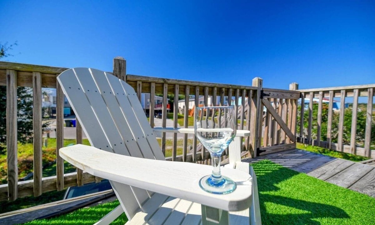 Sneads Ferry House | Beach Please - Intracoastal Views - Dogs Allowed