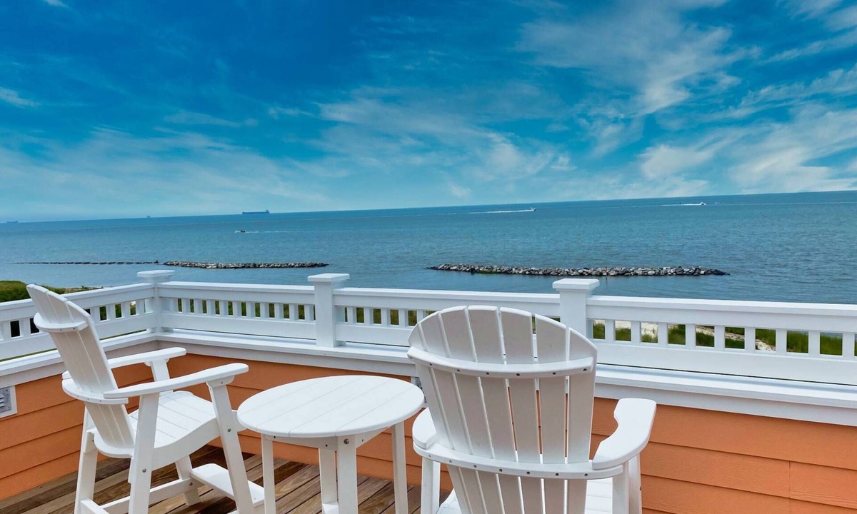 Cape Charles House | Beachfront Home, Sunset Views & Bay Creek Access