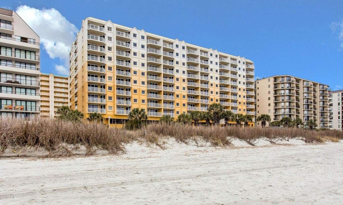 Windy Hill Villa | Beachfront North Myrtle Beach Shore Crest Villa