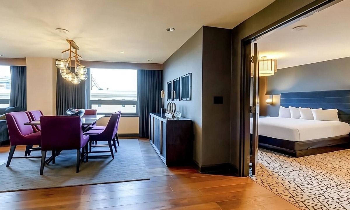 Dupont Circle Hotel | Best Place to Unwind! Pet-friendly, Seasonal Outdoor Pool!