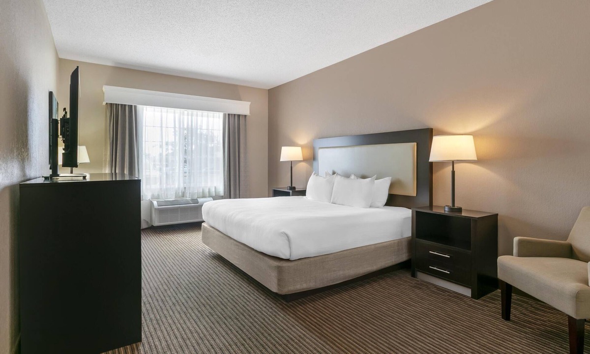 Lawrenceburg Hotel | Best Western Lawrenceburg Inn