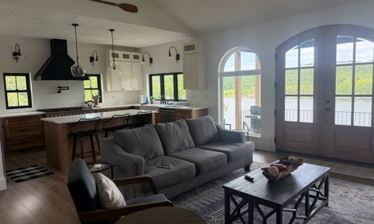 Roach House | Big Rock + Lake Front + Private Dock + Sunset Views