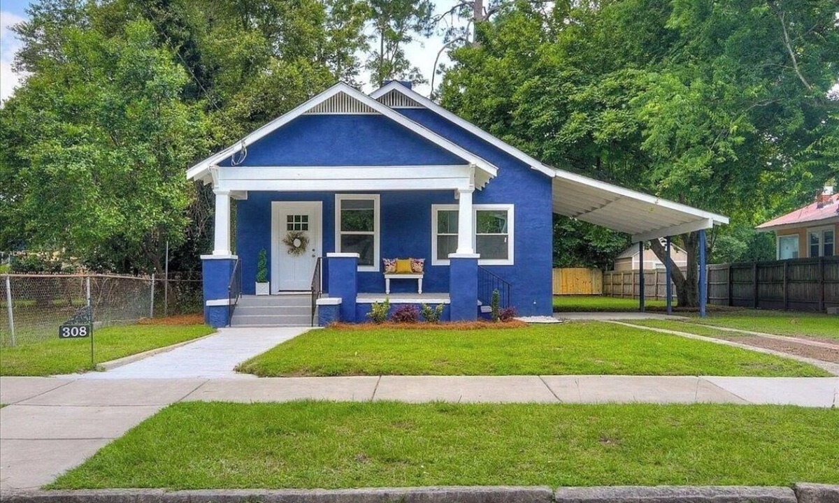 Olde Town Augusta House | Blue Bungalow! Wonderful 4-bedroom house in charming Augusta