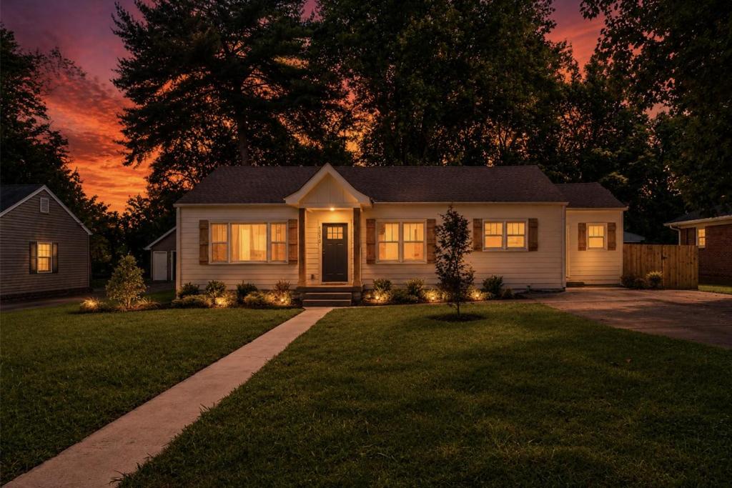 Murfreesboro House | Blue Raider Bungalow 3 Min to MTSU