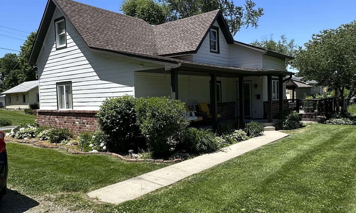 Pendleton House | Brass Elephant on Taylor