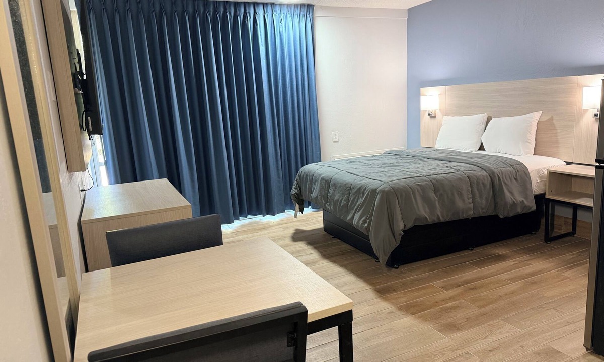 Greensboro Hotel | Bravo Inn Greensboro