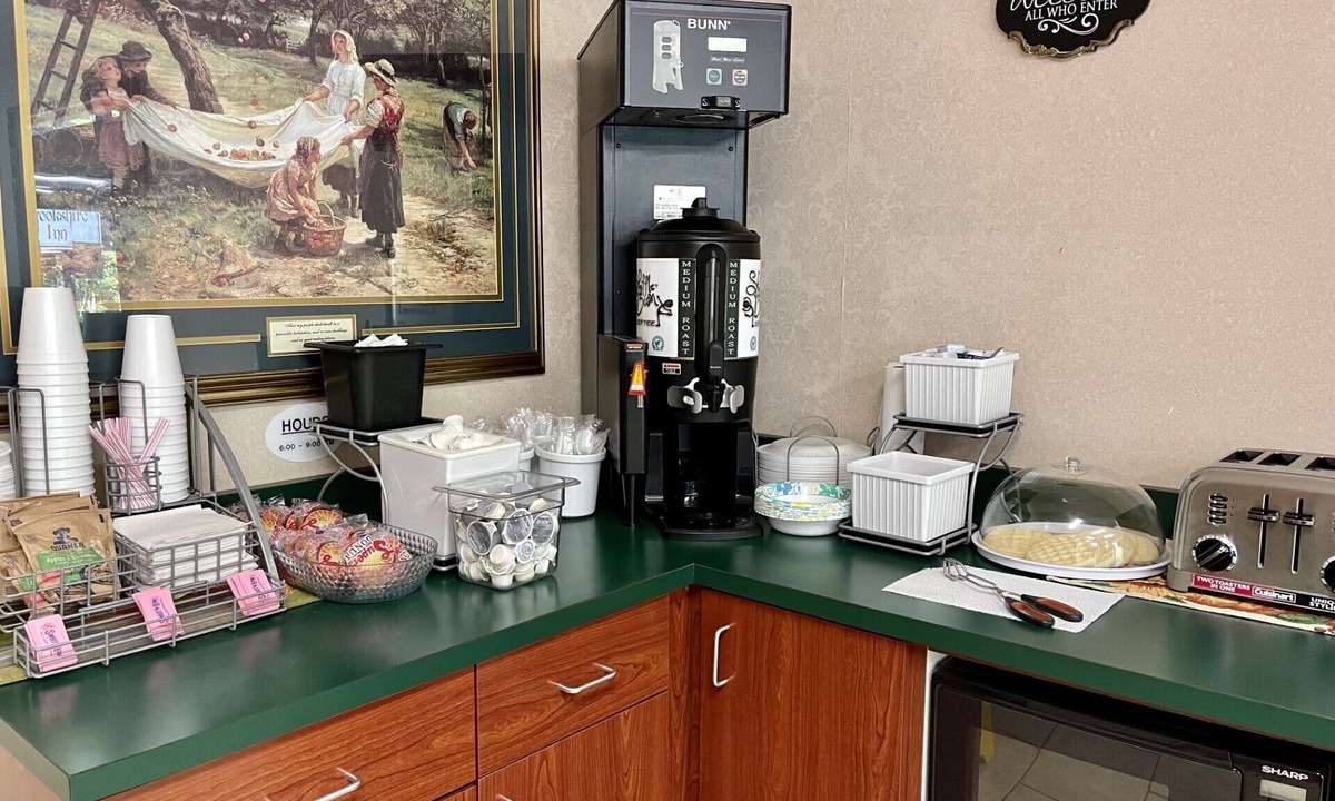 Inez Hotel | Brookshire Inn