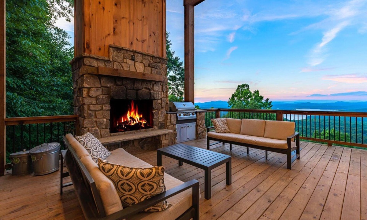 Ridges Over the Lake Cabin | Capstone - Aska Adventure Area