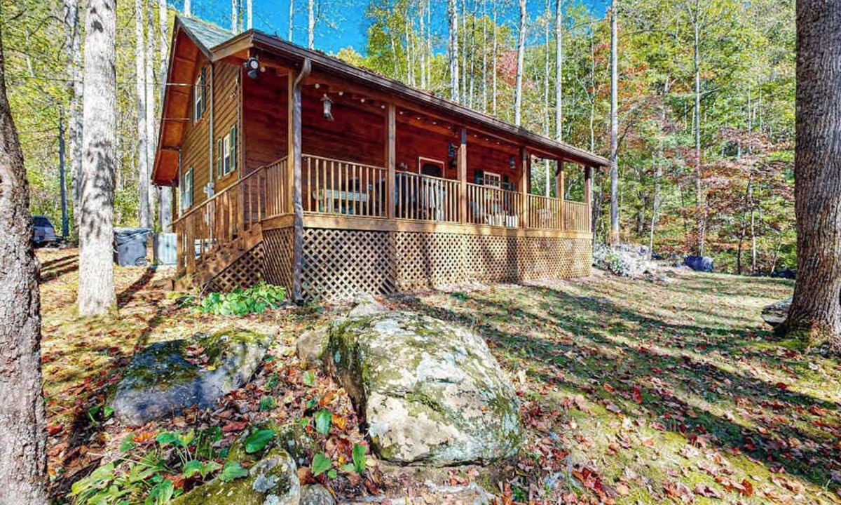 Sylva House | Carrie’s Cabin