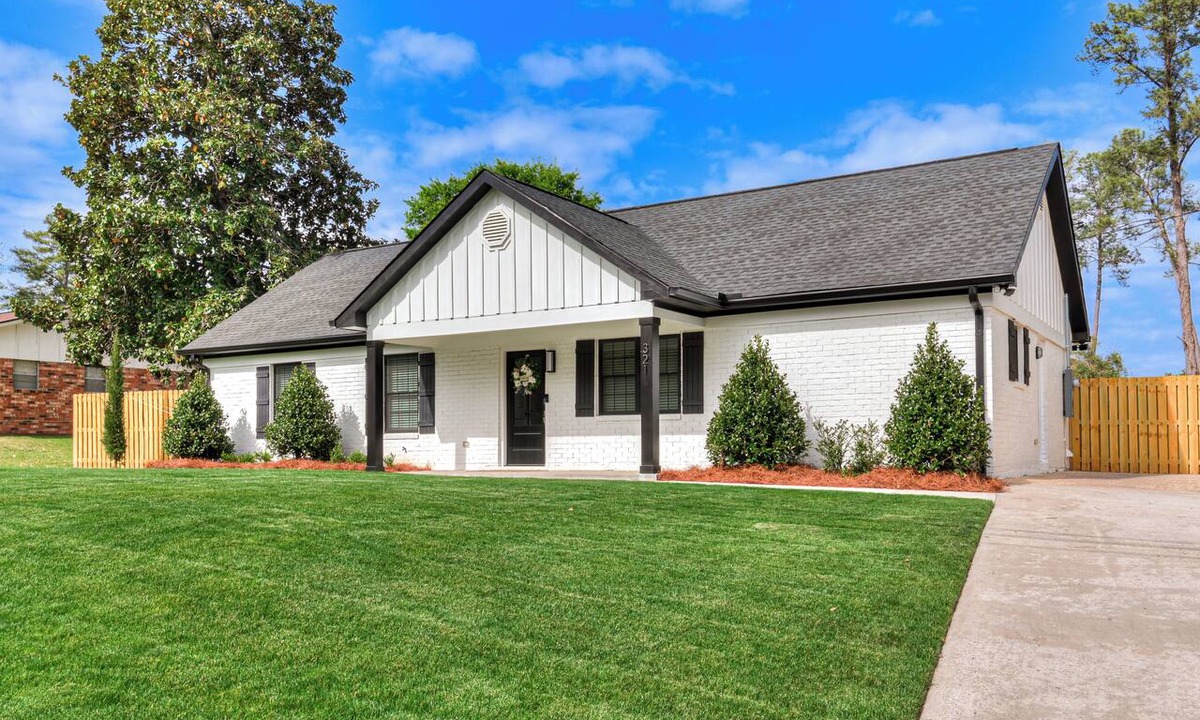 Martinez House | Casa Magnolia Augusta 3-Bedroom House w/Spacious Yard