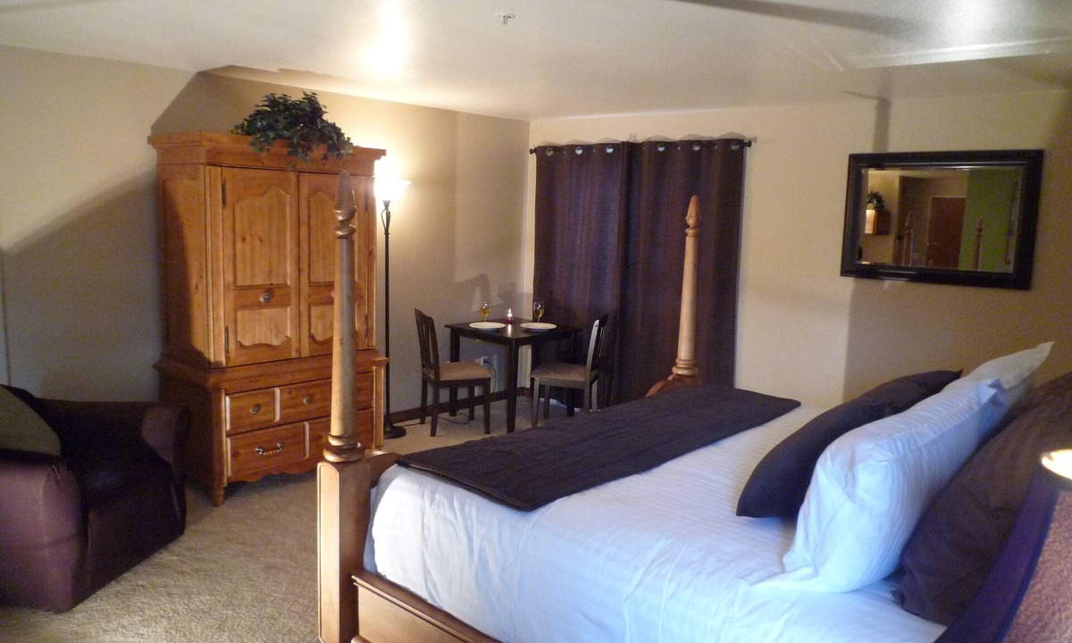 Monitor Hotel | Cedars Inn