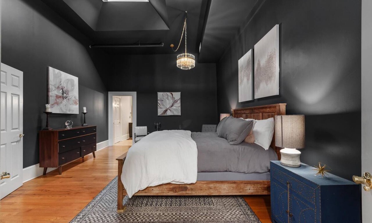 Paducah Apartment | Charming 1-bedroom apartment in the heart of historic downtown Paducah Kentucky