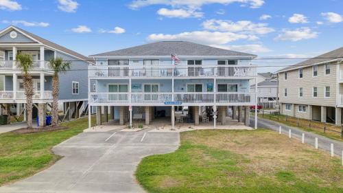 Downtown Myrtle Beach Apartment | Charming 3 BR ,Oceanview Condo located in Surfside!