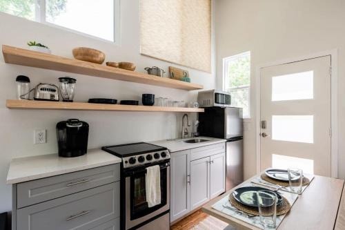 Johnston Terrace Apartment | Charming, Cozy Tiny Gem with Hot Tub and Trail Access
