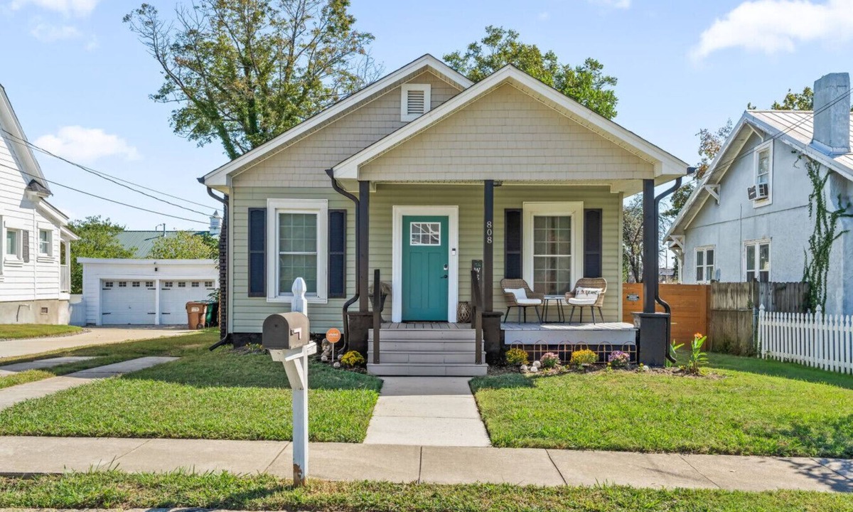 High Point House | Charming Historic Home in High Point