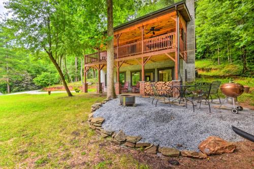 Mountain Rest House | Chauga River Cabin: Pets Welcome!