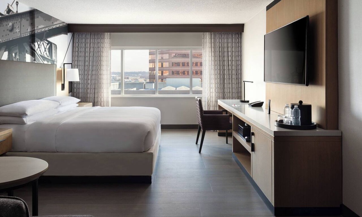 Covington Hotel | Cincinnati Marriott at RiverCenter